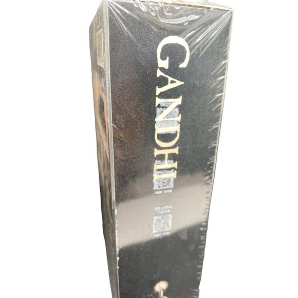 Gandhi NIP Seal 2 VHS box set Ben Kingsley - Picture 5 of 7